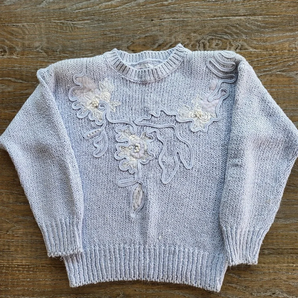 Dana Scott Vintage Floral Applique Pearl Beaded Sweater Blue Ramie Blend Small